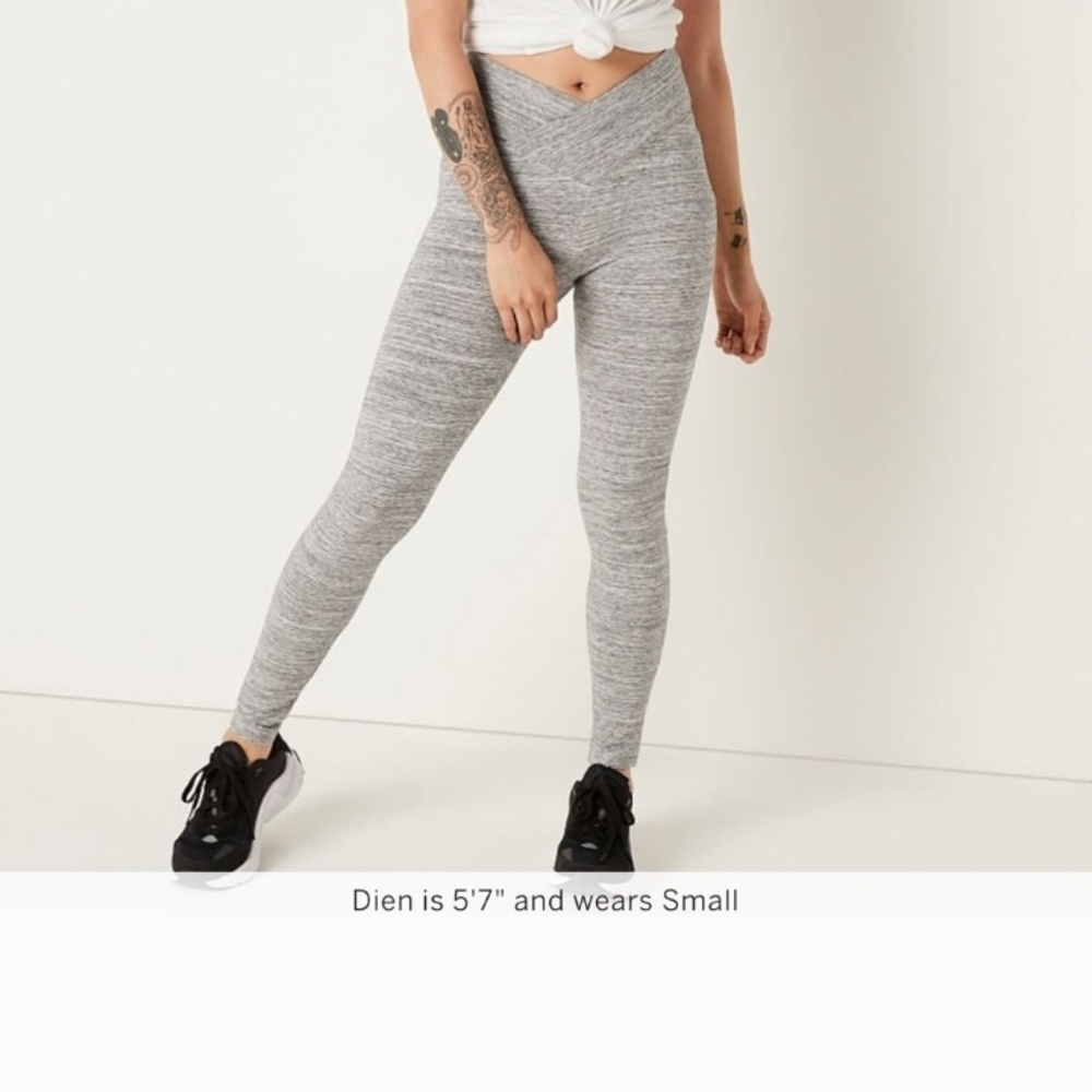 PINK Victoria's Secret Heather Gray Crossover Leggings